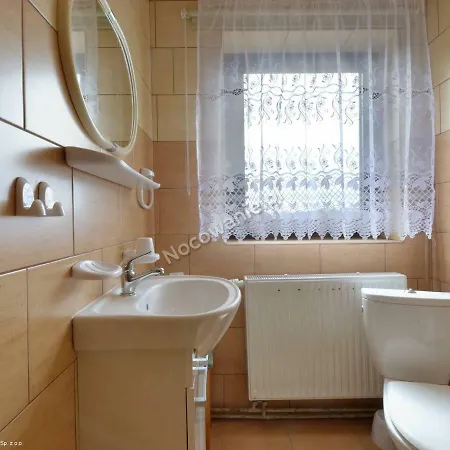 Pokoje Goscinne Iza Penzion